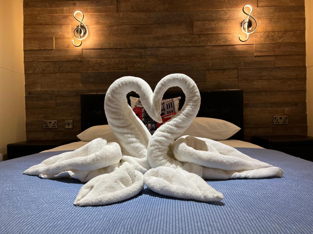 The Commongate Hotels Londra Esterno foto