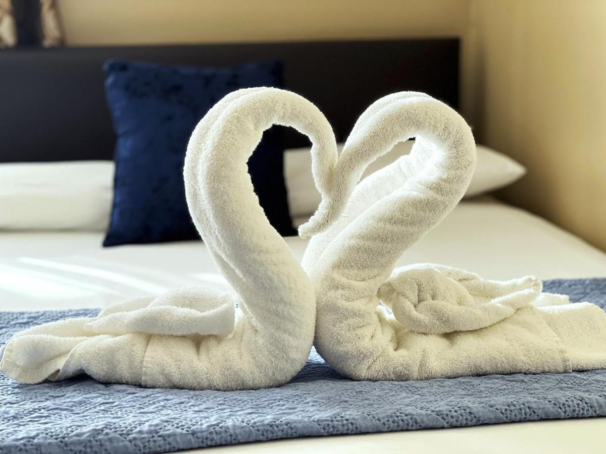 The Commongate Hotels Londra Esterno foto